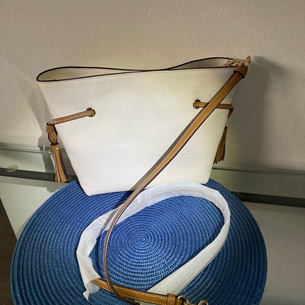 SOLD-- COACH LEATHER ANDY TOTE/CROSSBODY IN GORGEOUS CHALK MULTI - NWOT! - Picture 5 of 11